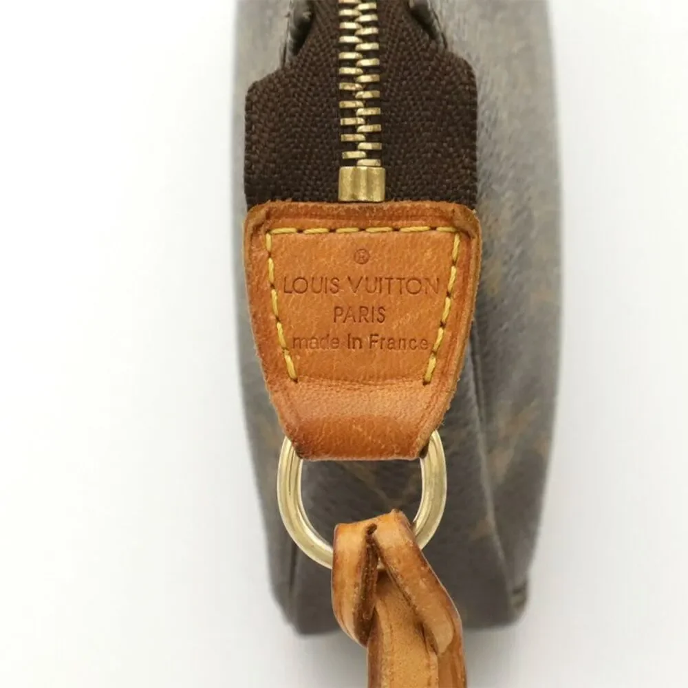 Louis Vuitton delivery duty